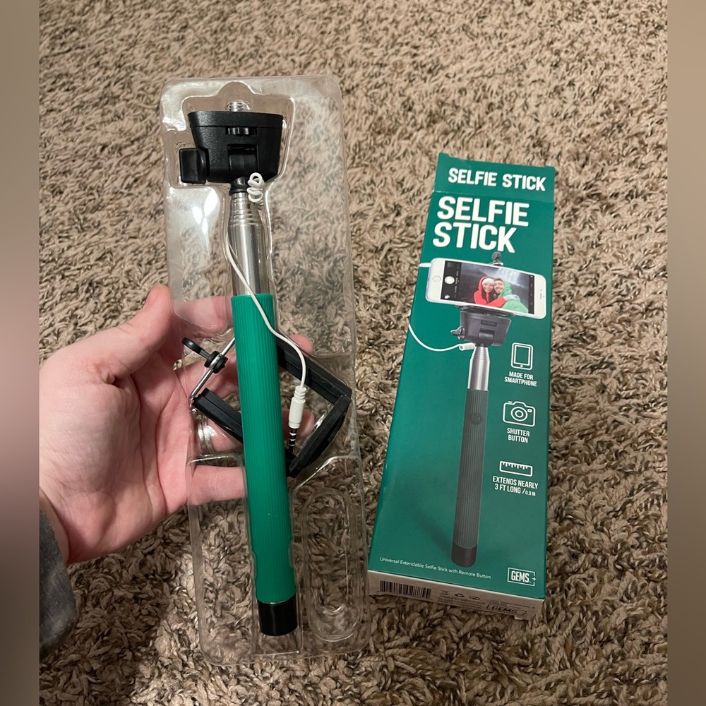 NWT Selfie Stick